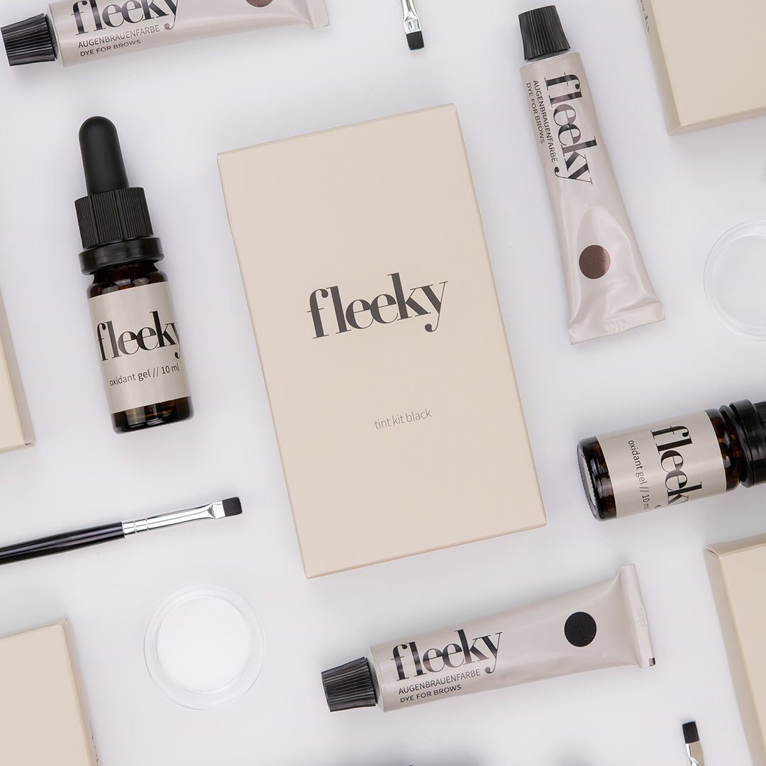 fleeky Augenbrauen-Farbe Tint Kit - Augenbrauen Haarfärbeset, Für bis zu 30 Anwendungen, Vegan, Tierversuchsfrei
