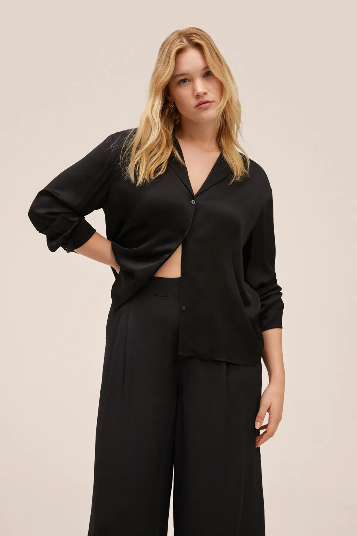 MANGO  27008633 Frau / Mädchen Schwarz