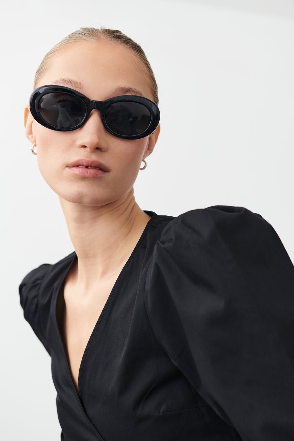 Oval sunglasses