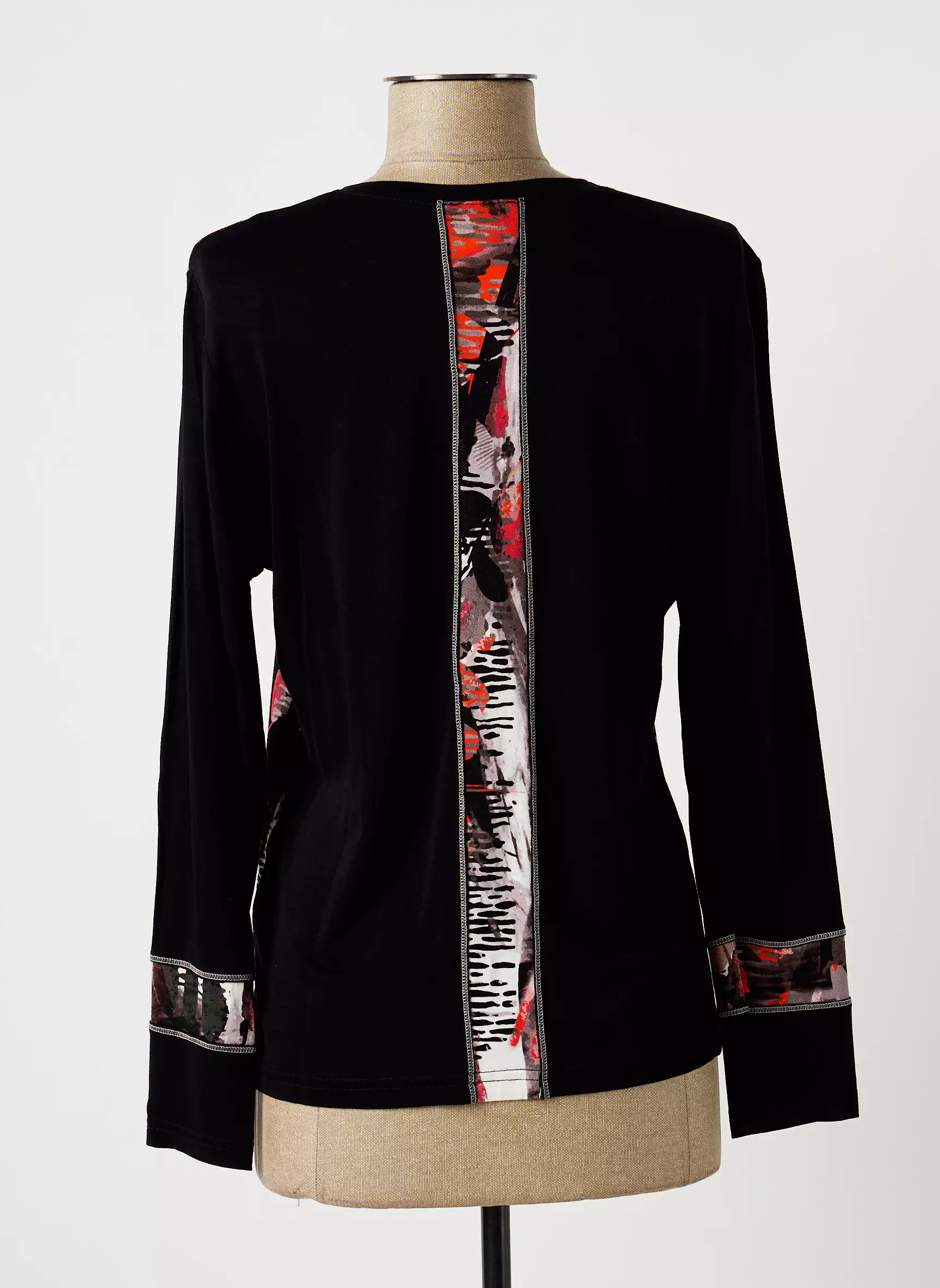 Guy Dubouis Tshirts Femme couleur noir