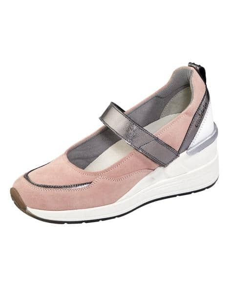 Klettslipper mit besonders hohem Keilabsatz