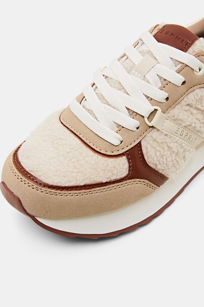 Sneakers in Lederoptik mit Teddyfell