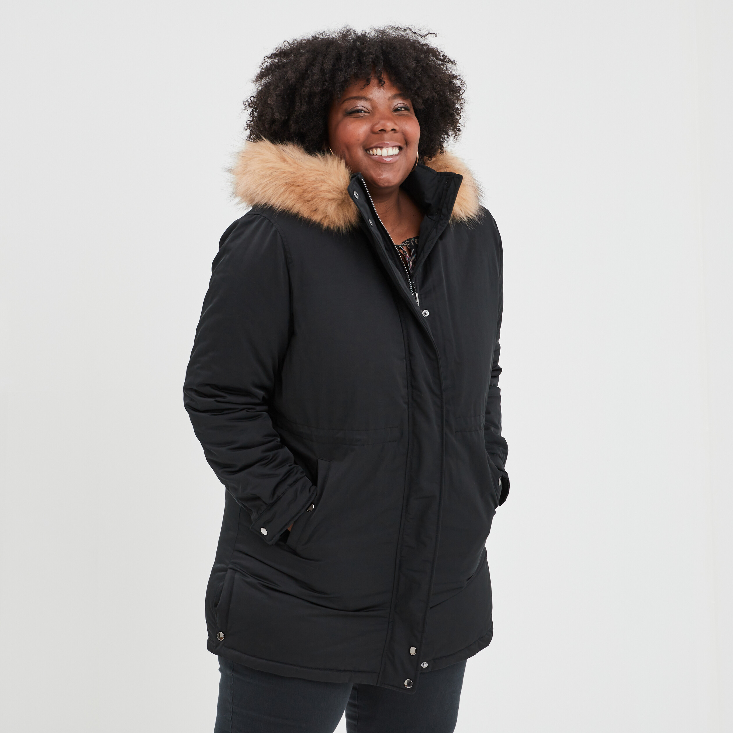 Parka à capuche bordure fourrure noir femme grande taille | La Halle