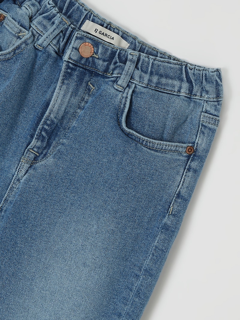 Mom Fit Jeans mit Stretch-Anteil Modell 'Evelin' in jeans