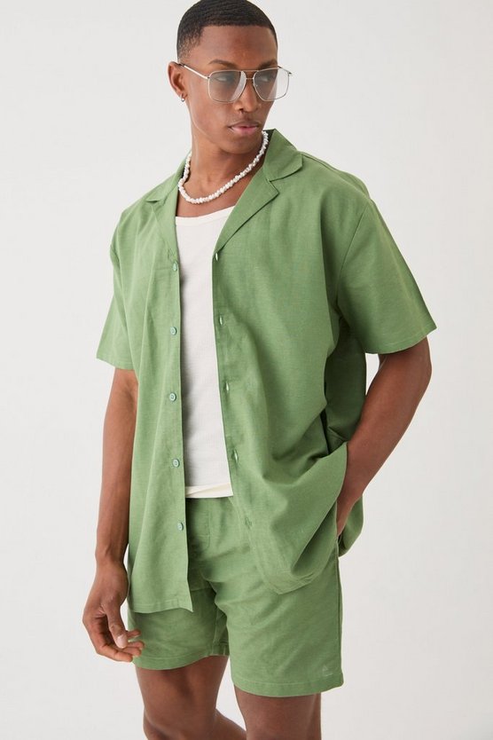 Kurzärmliges Oversize Leinen-Hemd & Shorts