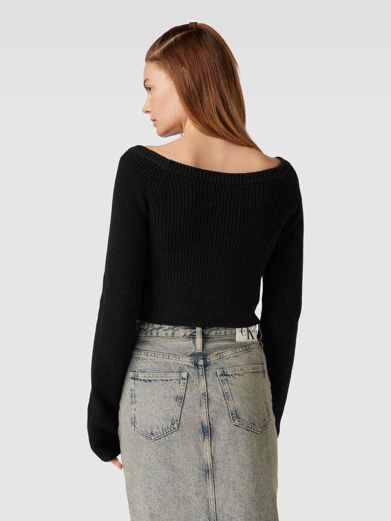 Cropped Longsleeve mit Label-Detail in black