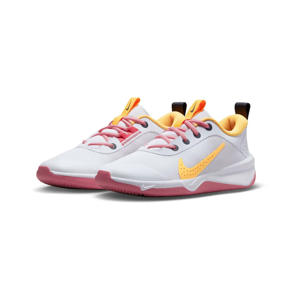 Nike Omni Multi Court DM9027-102 / weiss