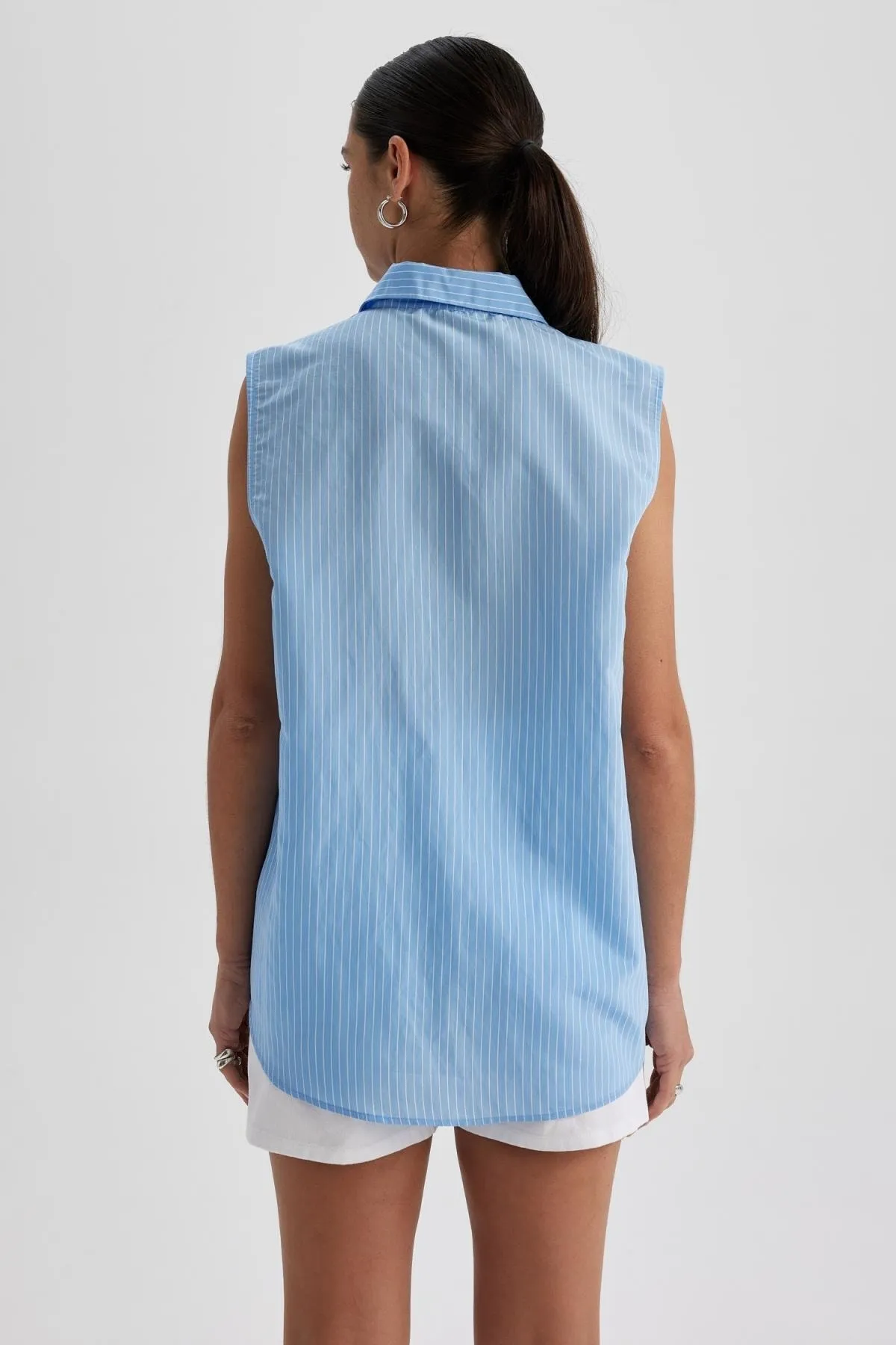 DeFacto  Gestreiftes, ärmelloses Premium-Hemd in Oversize-Passform A8846ax23hs