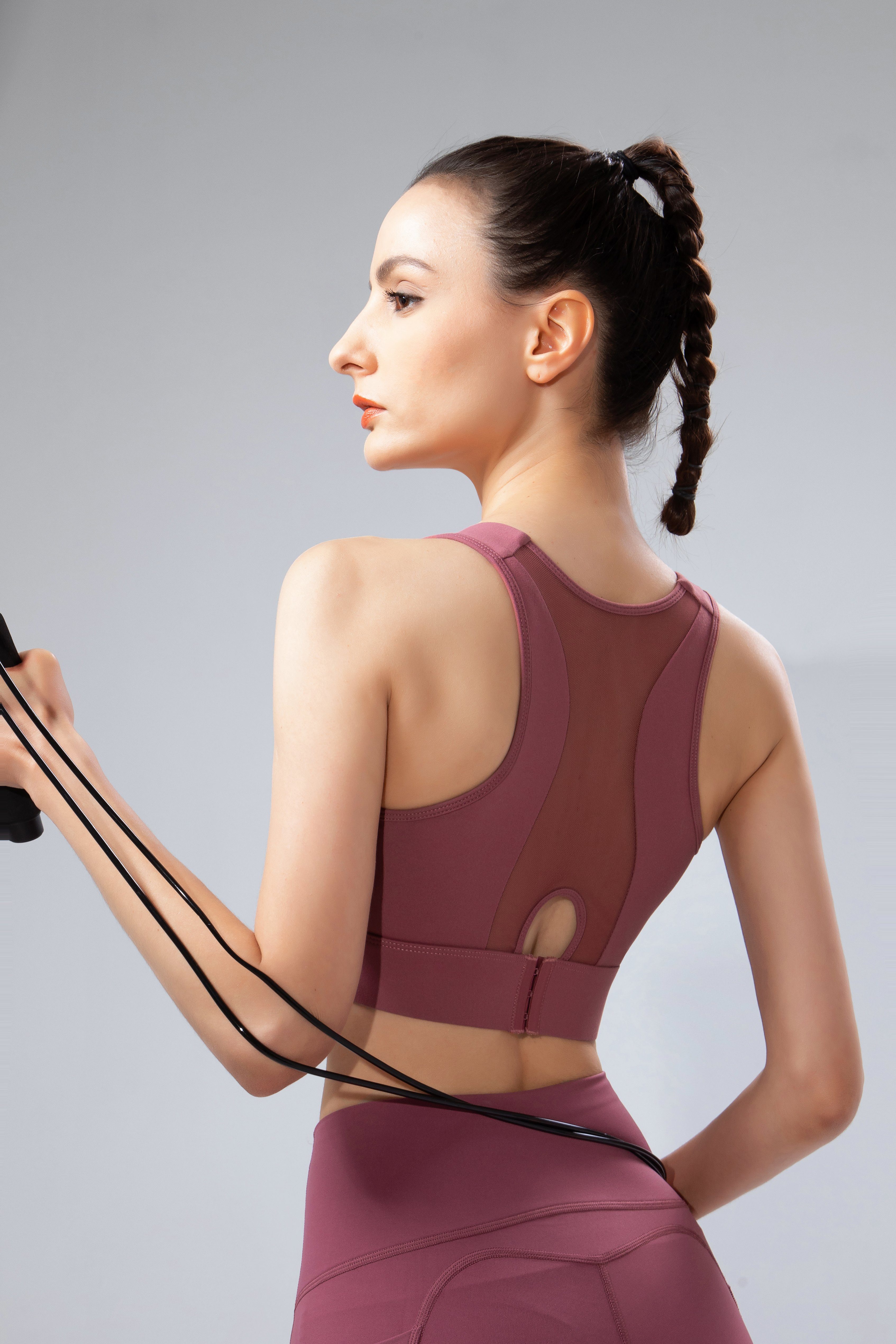 SWINTAGER Sporttop Aktivwear/ Training Crop Top mit Racerback und Mesh / Sport BH starker Halt