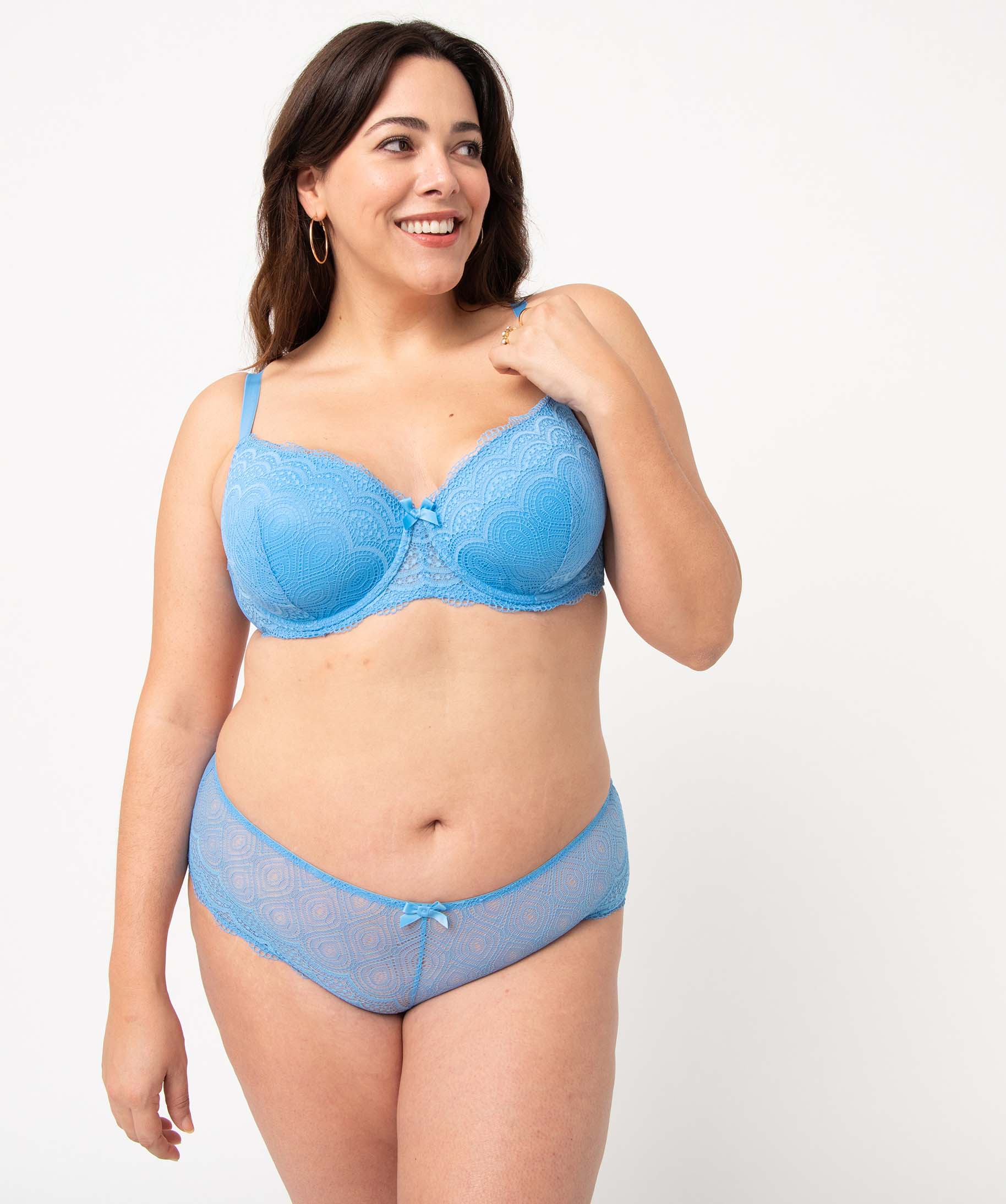 Soutien-gorge grande taille à armatures et coques fines bleu | GEMO