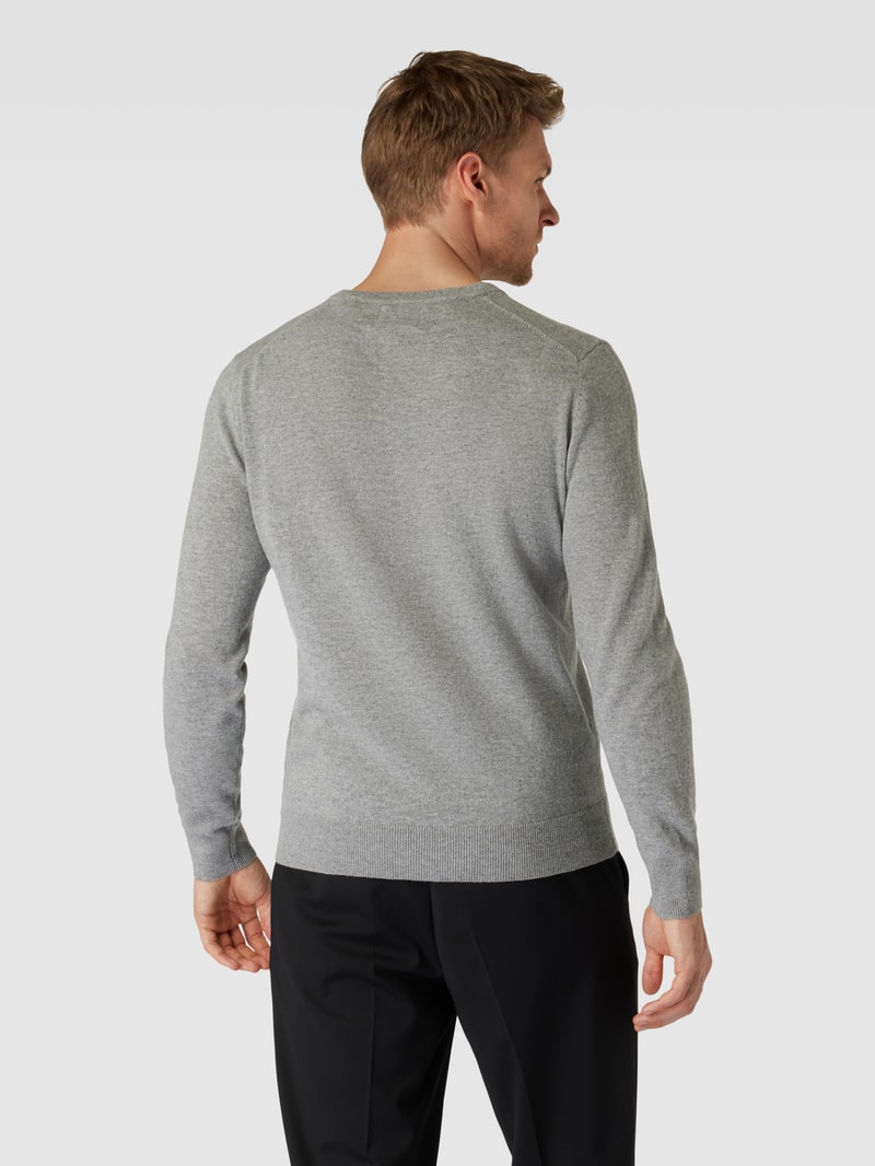 Strickpullover aus Lammwoll-Mix mit V-Ausschnitt in mittelgrau meliert