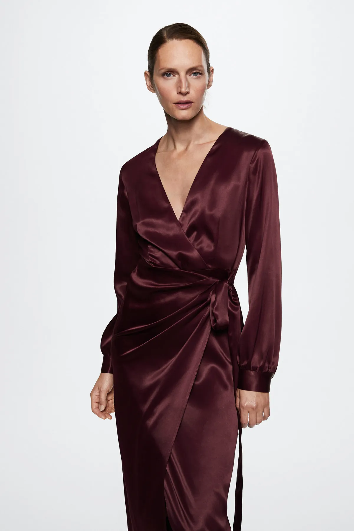 MANGO  37007769 Kleider und Overalls Burgund