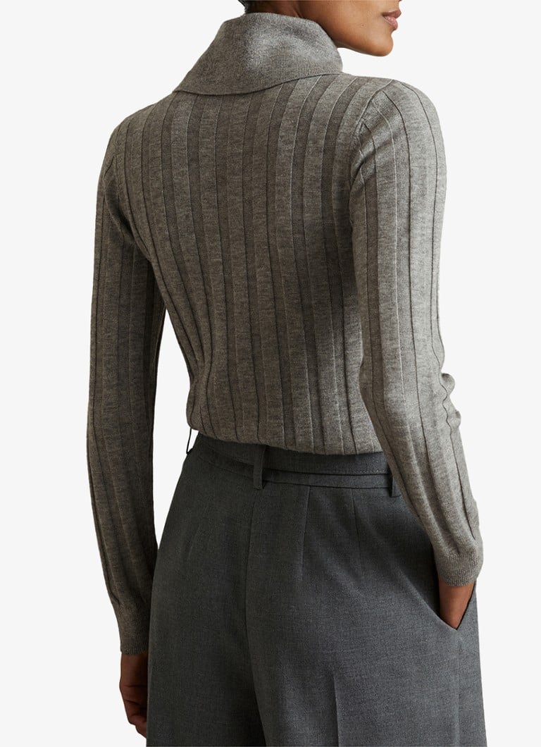 Reiss Winter fine-knit sweater in wool blend with ribbed structure