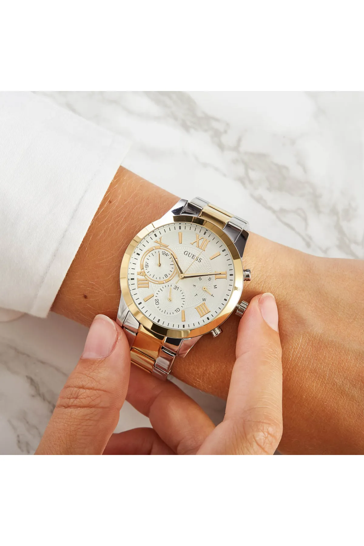Guess  GUESS Uhr W1070L8