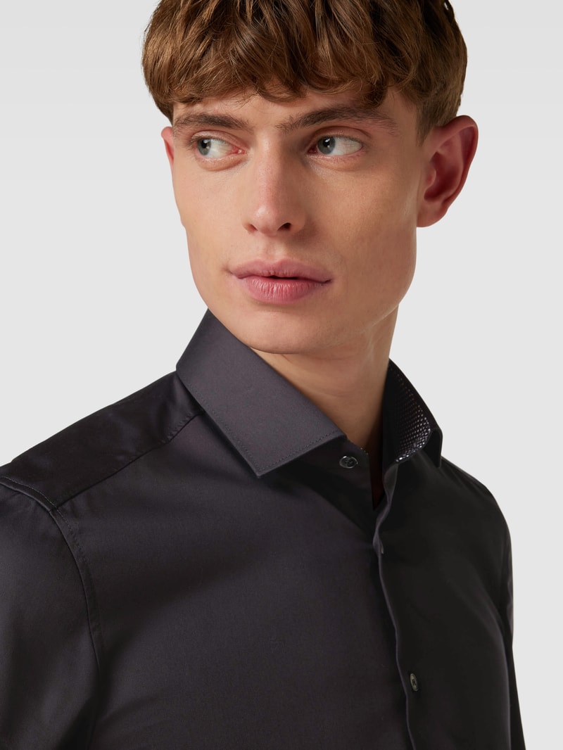 Body Fit Business-Hemd mit Kentkragen Modell 'Modern Kent' in schwarz