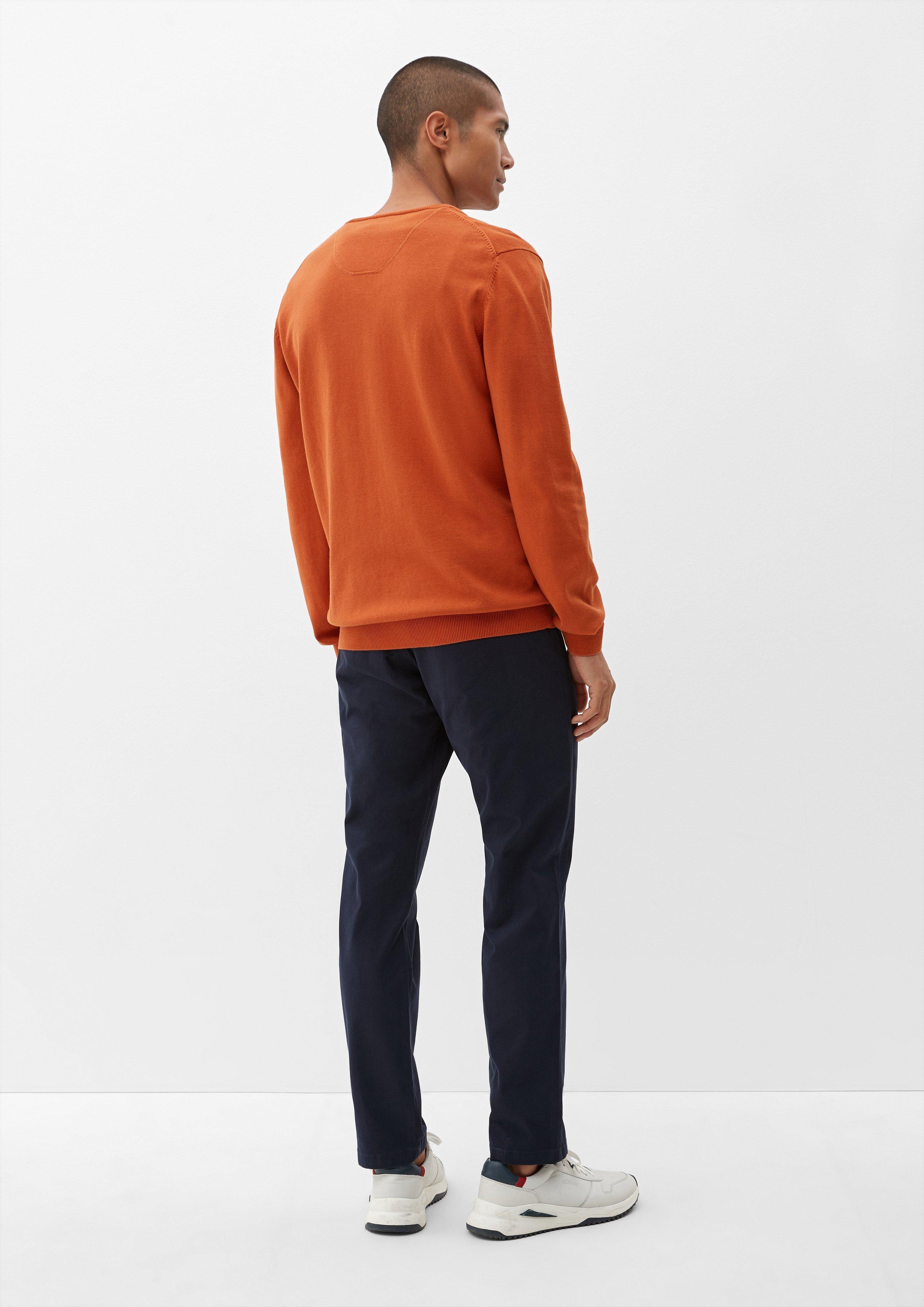 Feinstrickpulli mit V-Ausschnitt  03.899.61.7623-2805