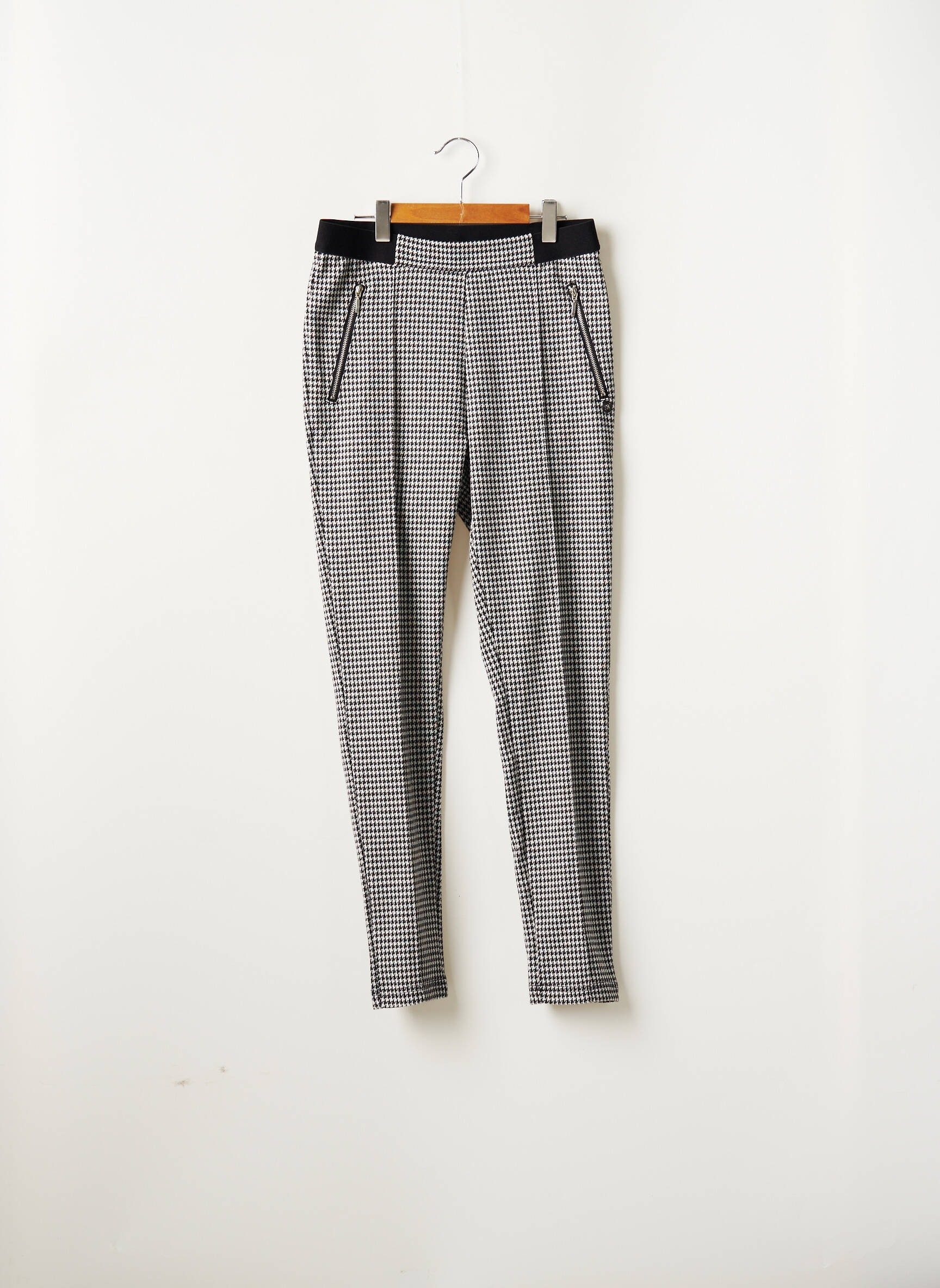 Beckaro Pantalons Slim Fille couleur noir
