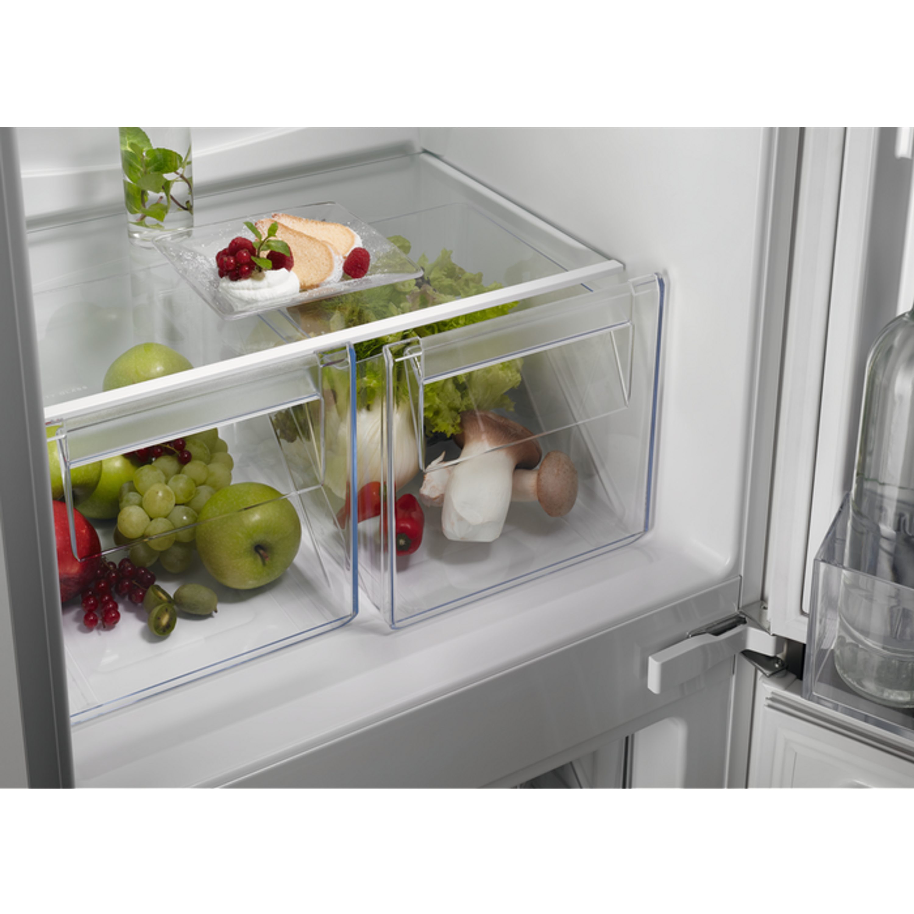 AEG Einbaukühlgefrierkombination NSC6N181ES, 177 cm hoch, 55 cm breit, Serie 6000, TwinTech, Einbau, 1780 mm, 257 l, NoFrost, Schlepptür
