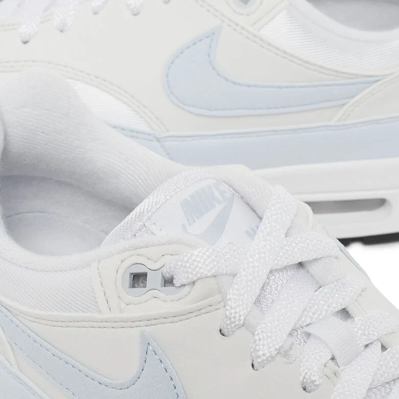 NIKE Wmns Air Max 1 