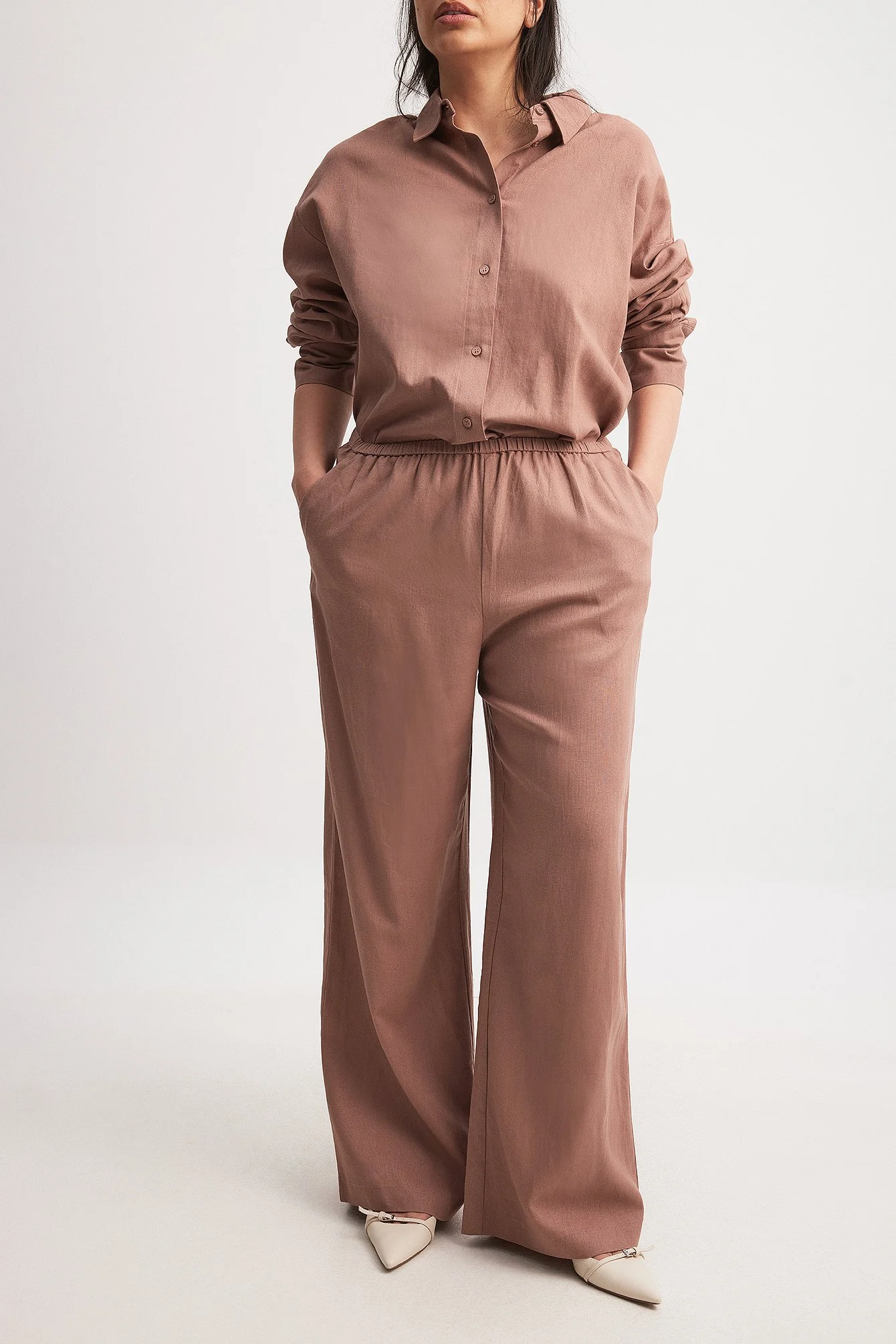 Elastische Hose aus Leinenmischung mit mittlerer Taille
