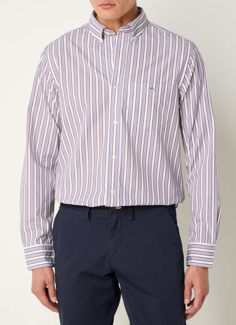 Camicia a righe Gant dal taglio classico con taschino sul petto.