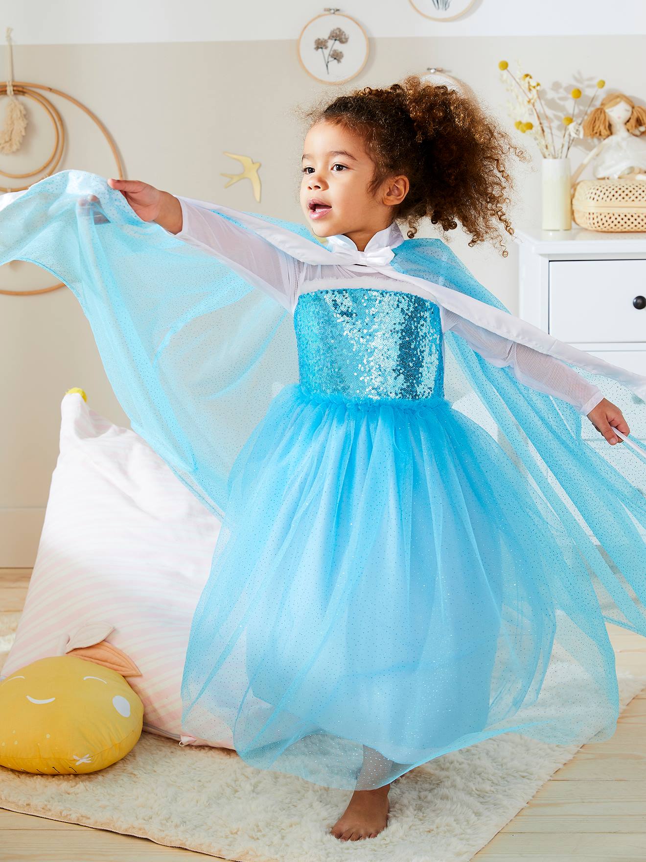 Déguisement de princesse avec cape, baguette et couronne blanc