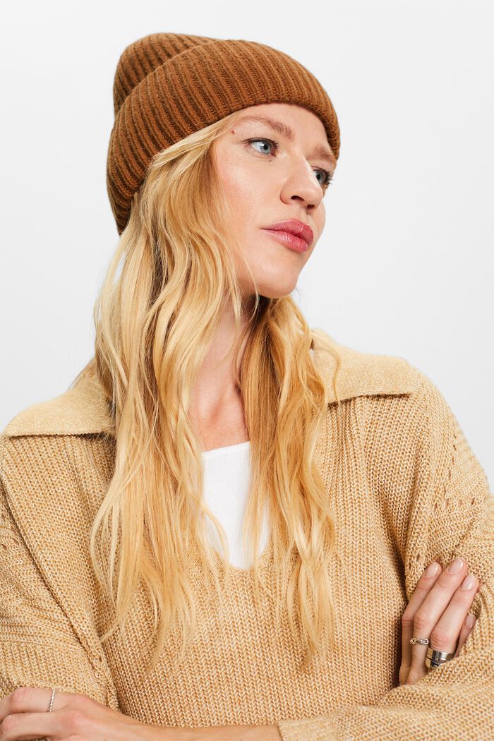 Rippstrick-Beanie