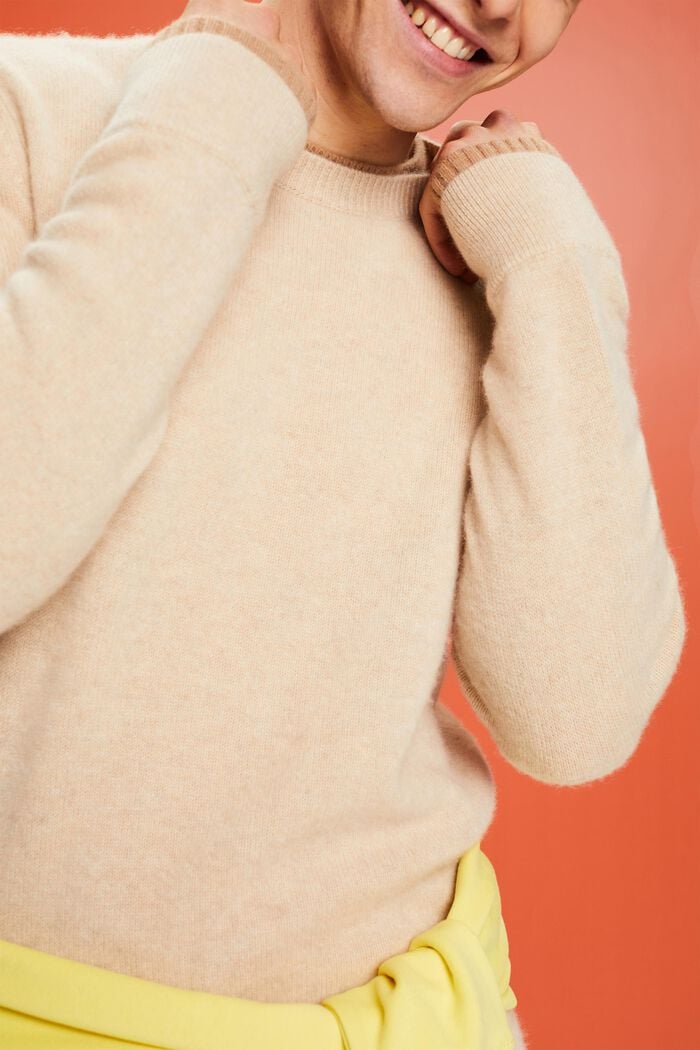 Kaschmirpullover mit Rundhalsausschnitt