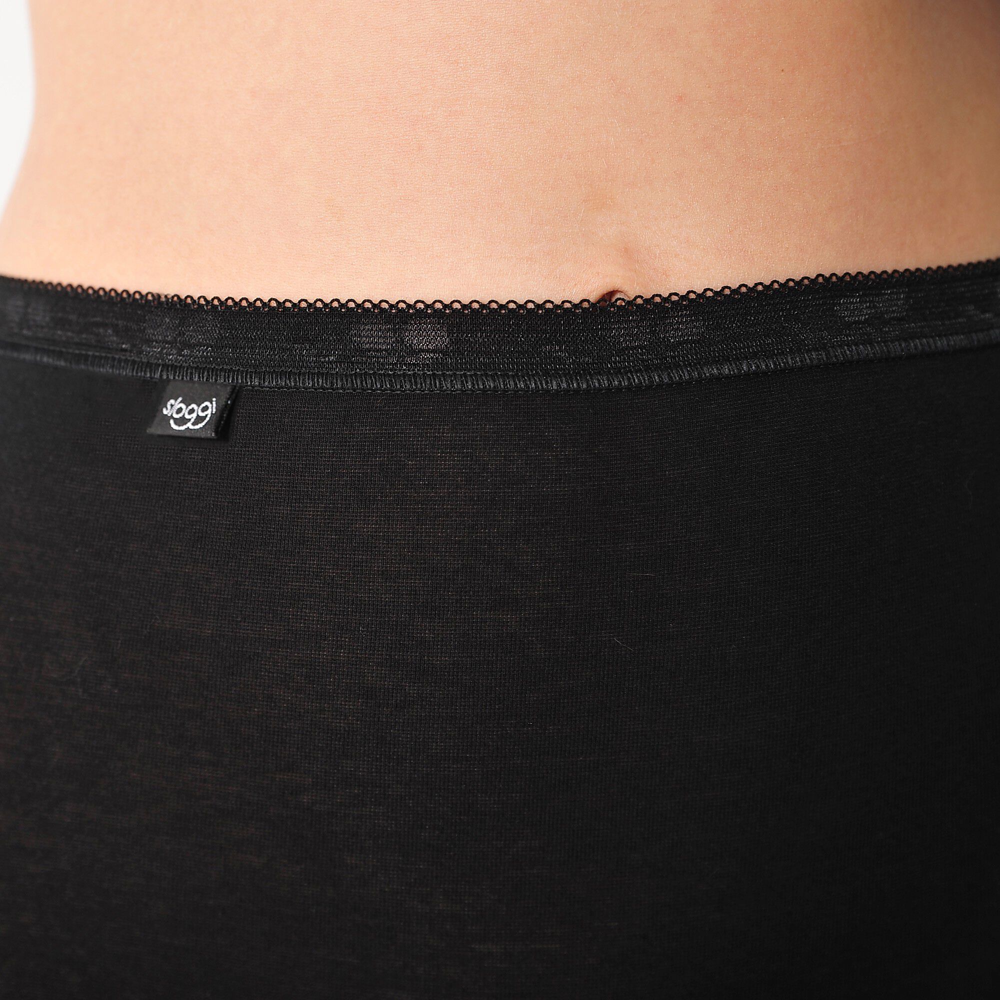 Culotte maxi Basic+, lot de 3 achetées +1 GRATUITE (1)