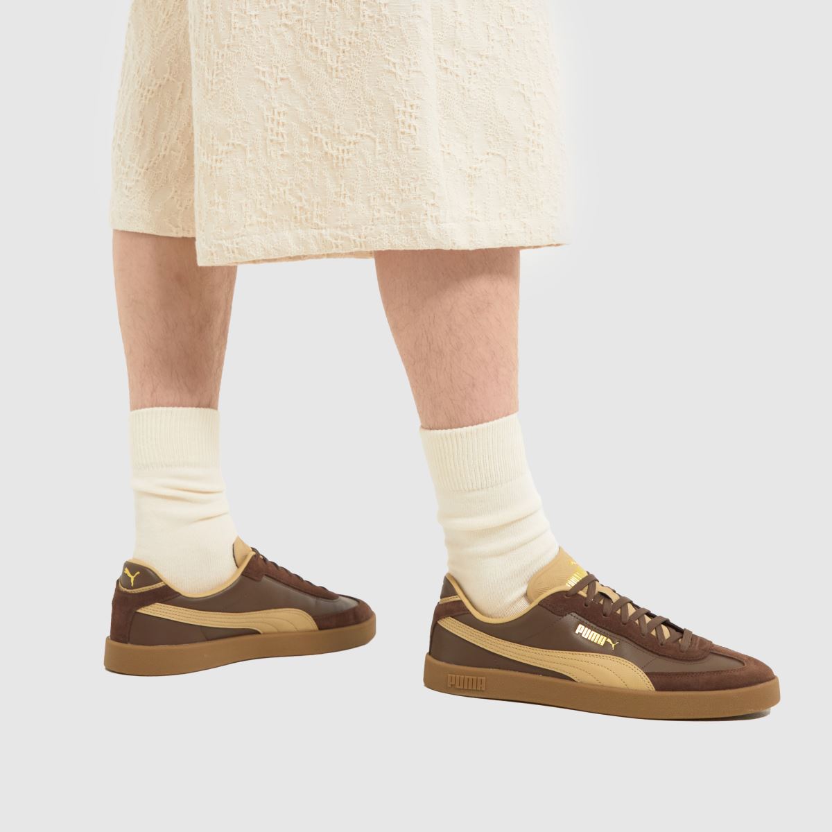 PUMA – Club II Era – Bruna, flerfärgade träningsskor