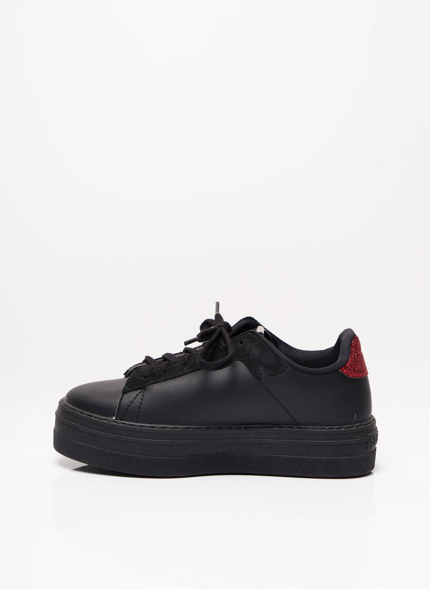 Victoria Baskets Femme couleur noir