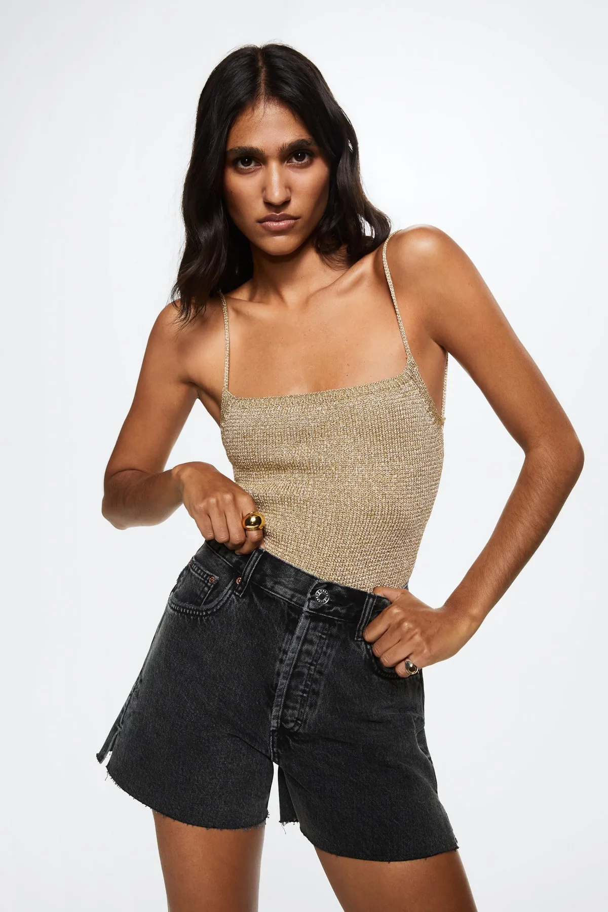 MANGO  Graue Damen-Shorts und Bermuda 37000346