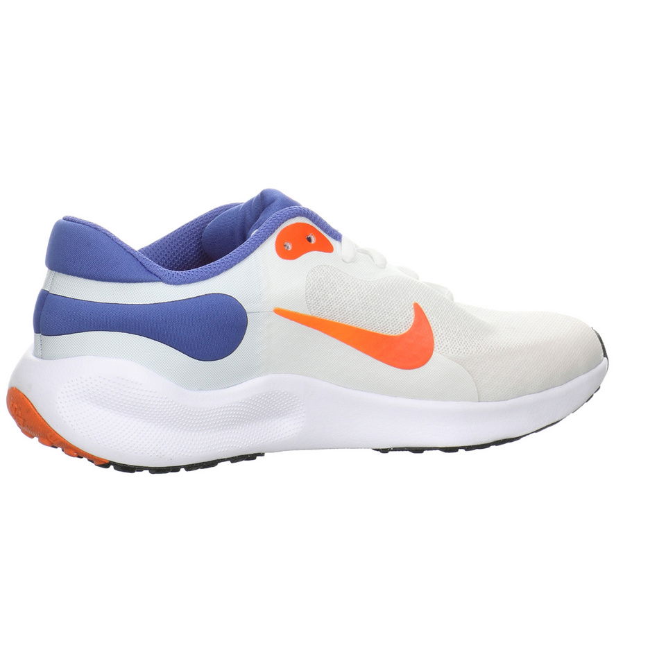 Nike Revolution 7 Sneaker