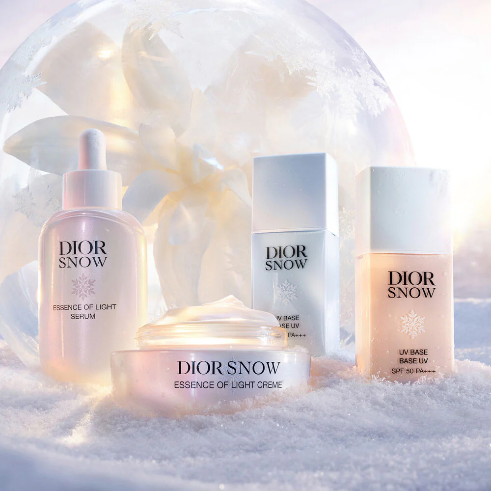 Dior Snow Essence of Light Crème - Crema de día iluminadora, crema de día antiimperfecciones