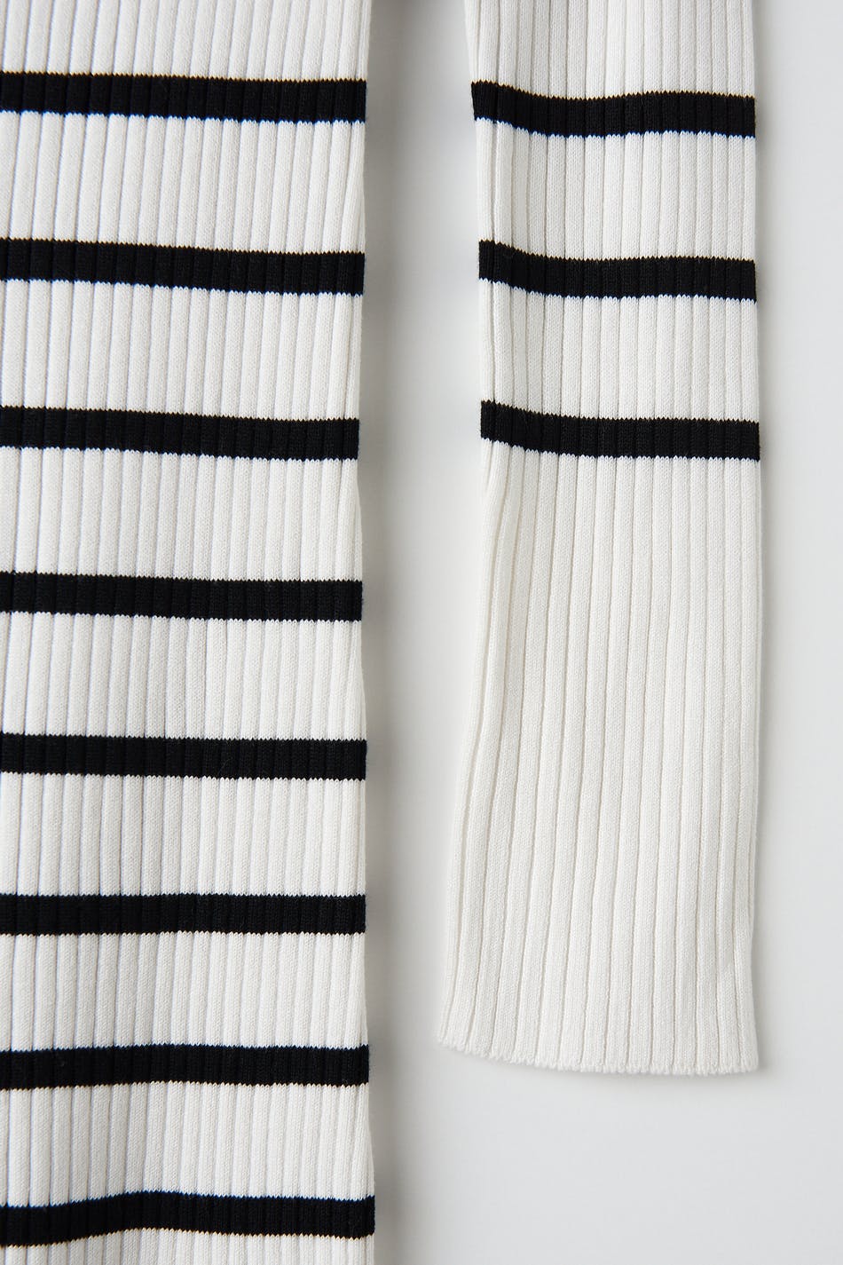 Maja knitted dress