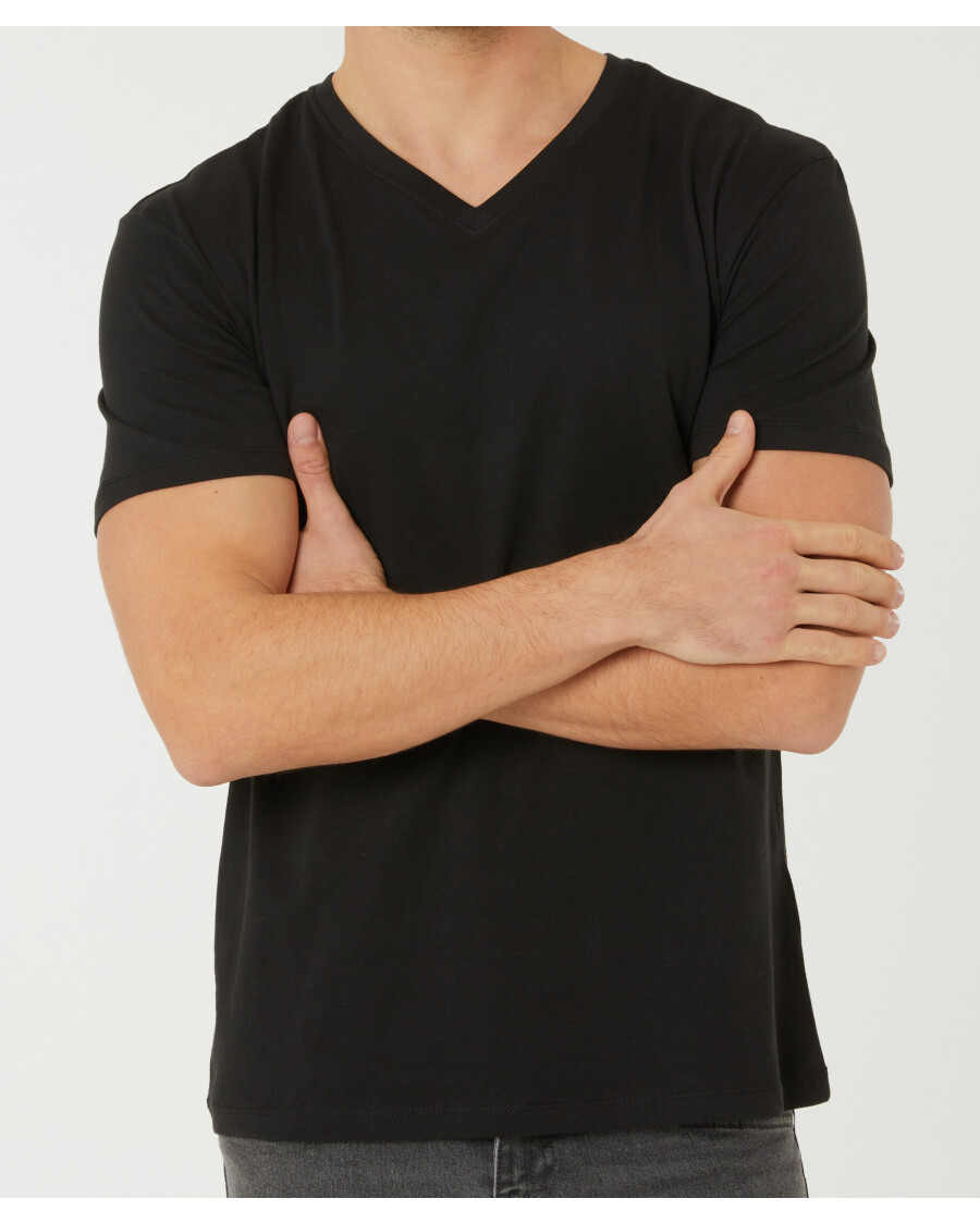 Schwarzes T-Shirt
