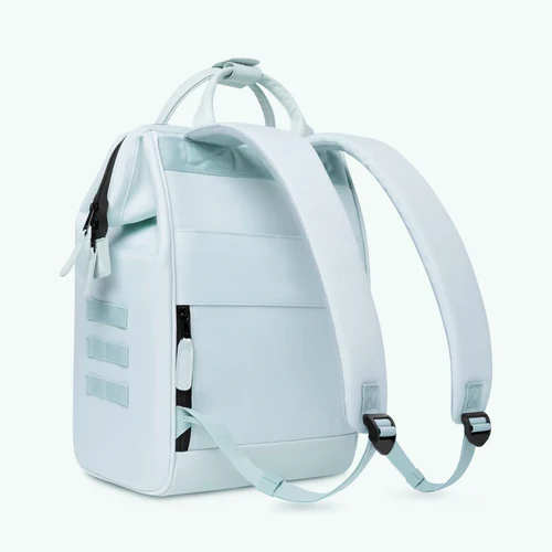 Adventurer Medium Puntarenas Backpack, Light Blue