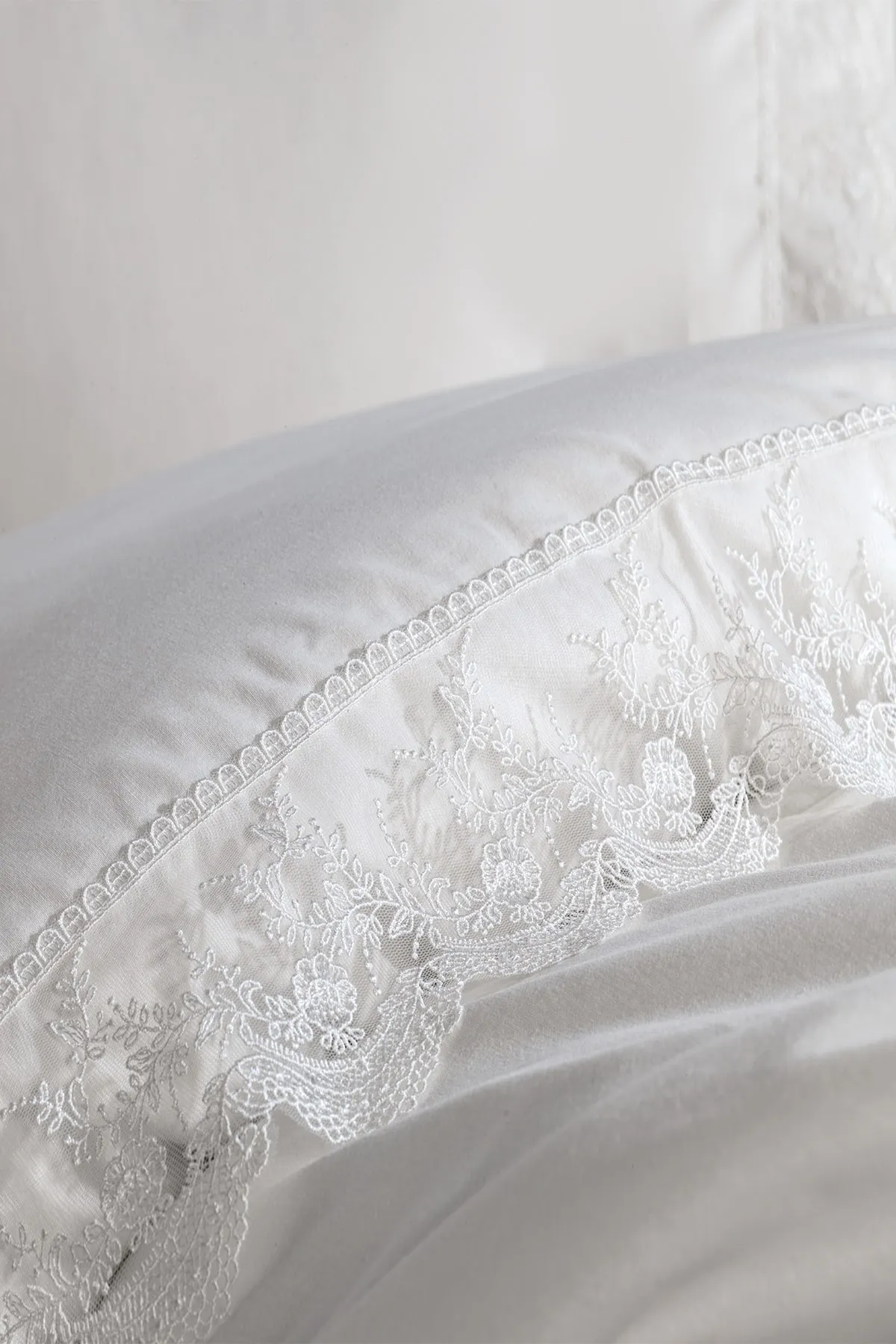 Çeyiz Diyarı  Bettwäsche-Set „Elani Dowry“ mit französischer Spitze, Creme
