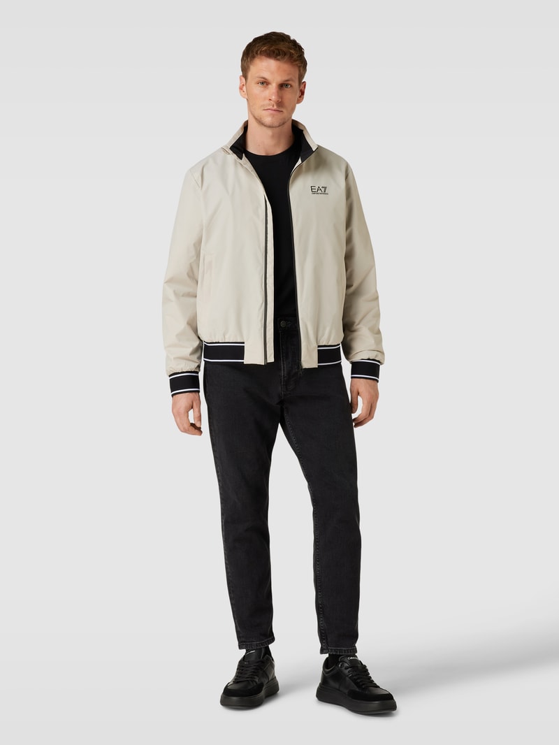 Blouson mit Stehkragen und Zweiwege-Reißverschluss in beige