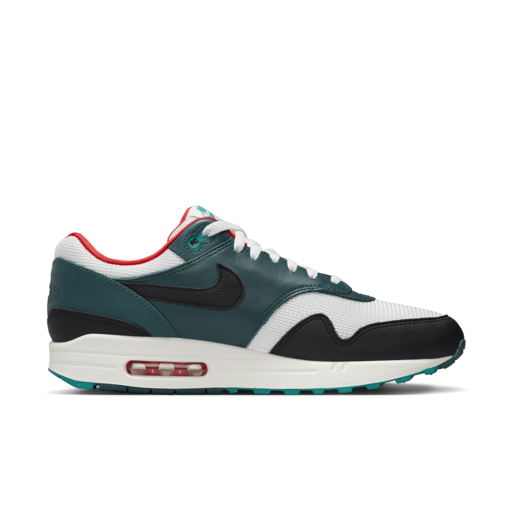 Nike x LeBron Liverpool Air Max 1 James F.C. Premium FB8914-100 / bunt