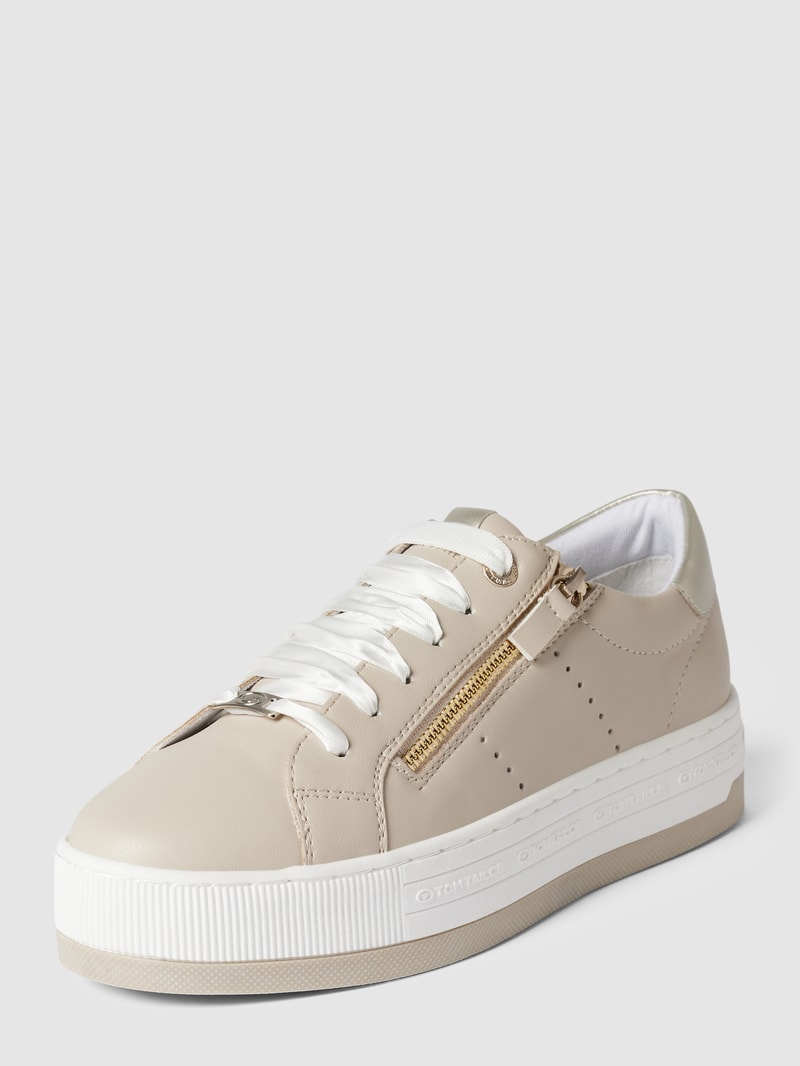 Sneaker mit Label-Details in beige