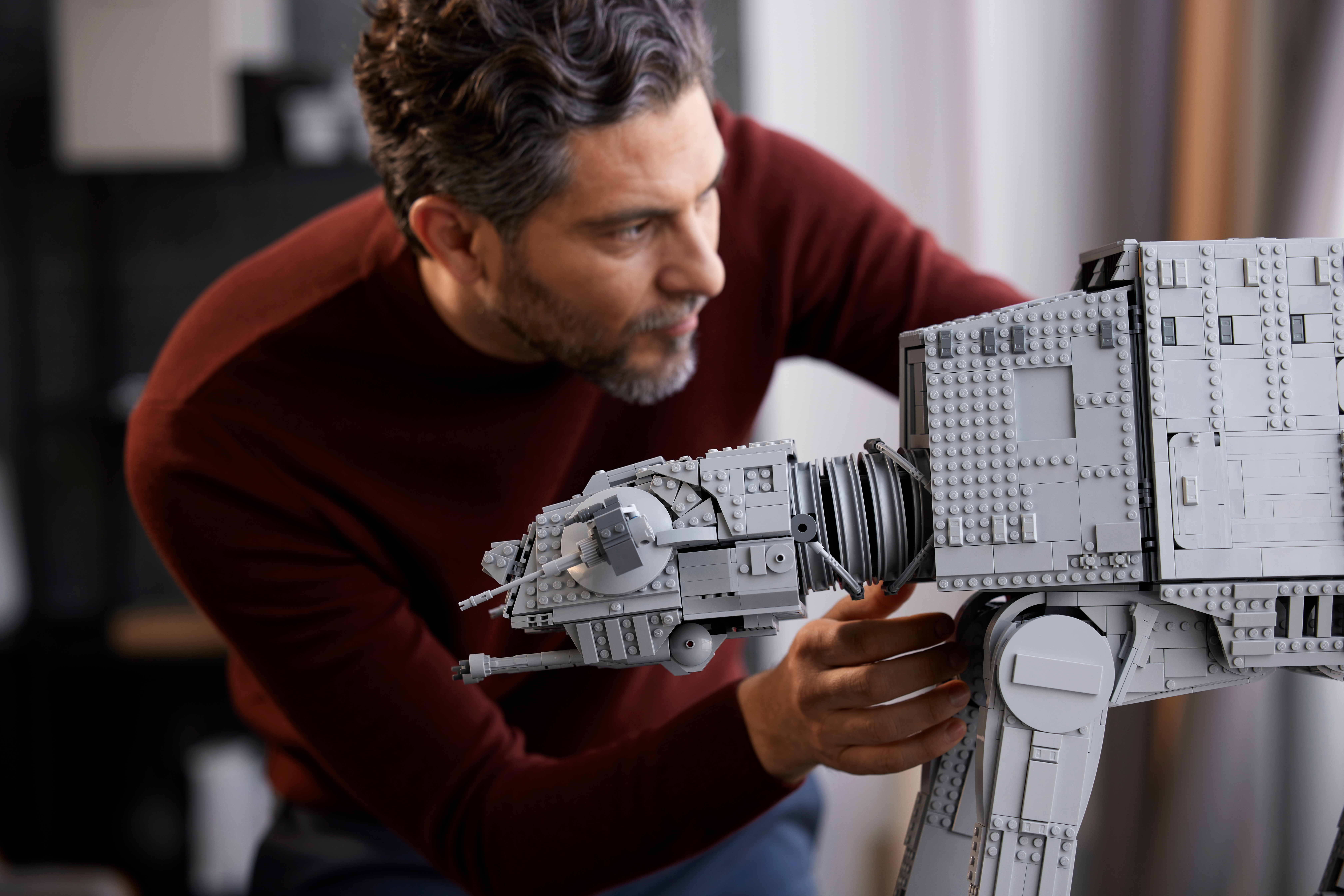 AT-AT™ 75313