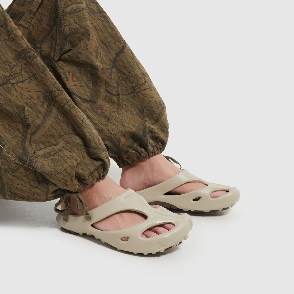 Keen – Shanti – Beige träskor