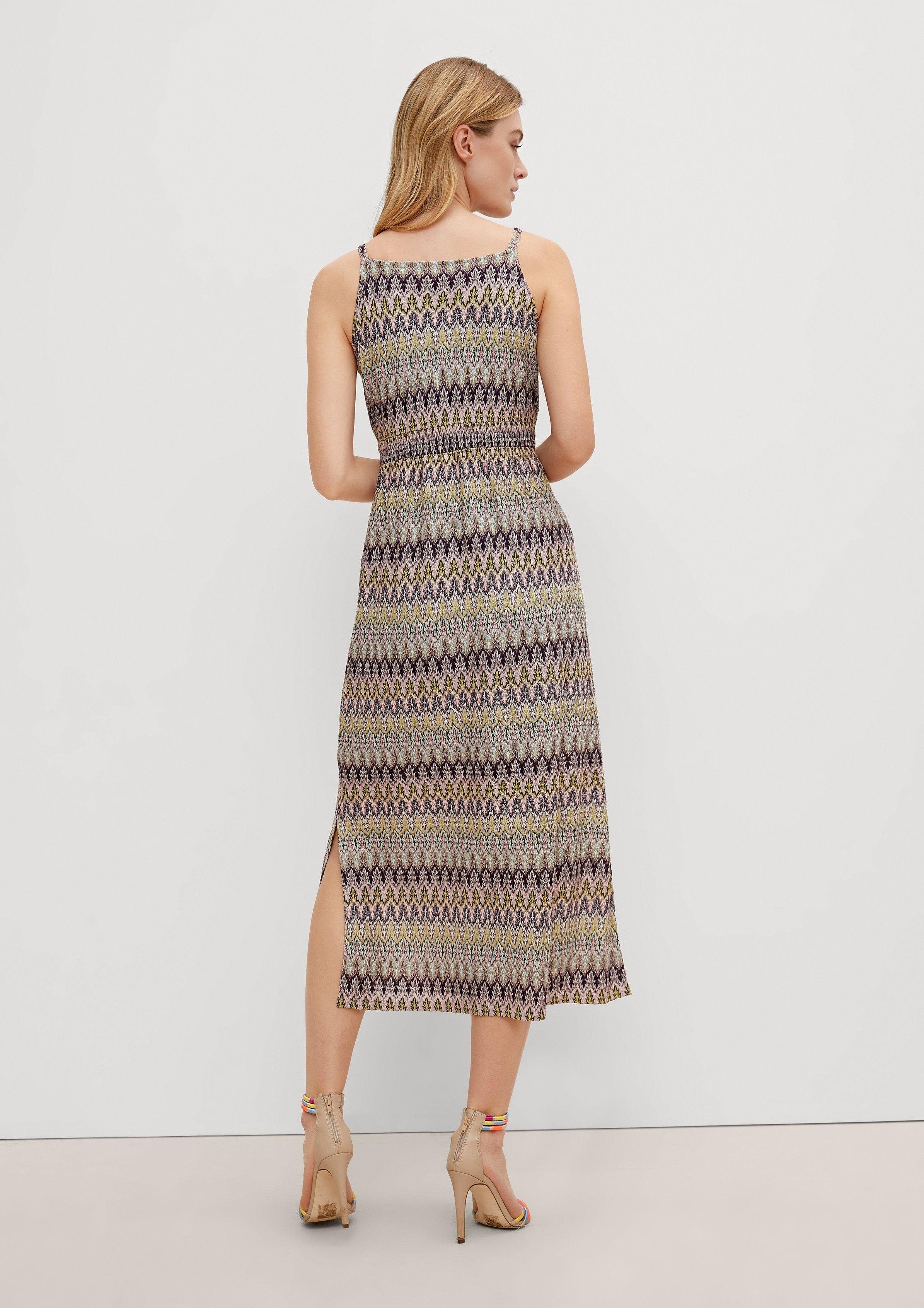 Comma Maxikleid Kleid mit Strickmuster angedeuteter Tunnelzug, Raffung
