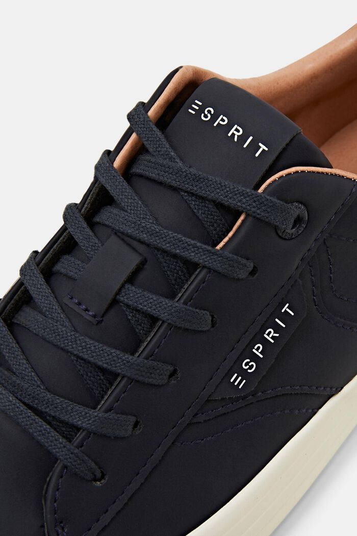 Plateau-Sneakers aus veganem Leder