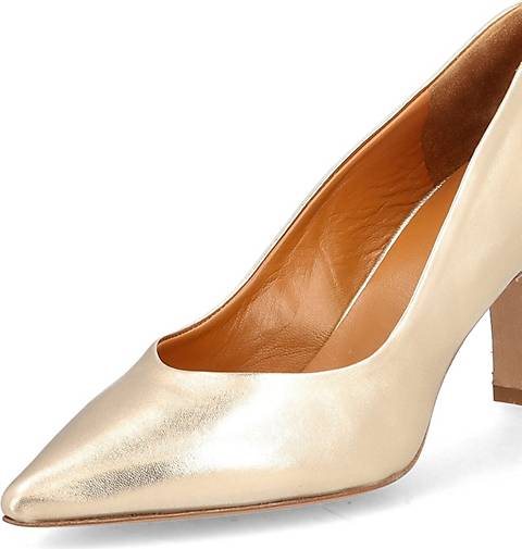 Thea Mika Pumps