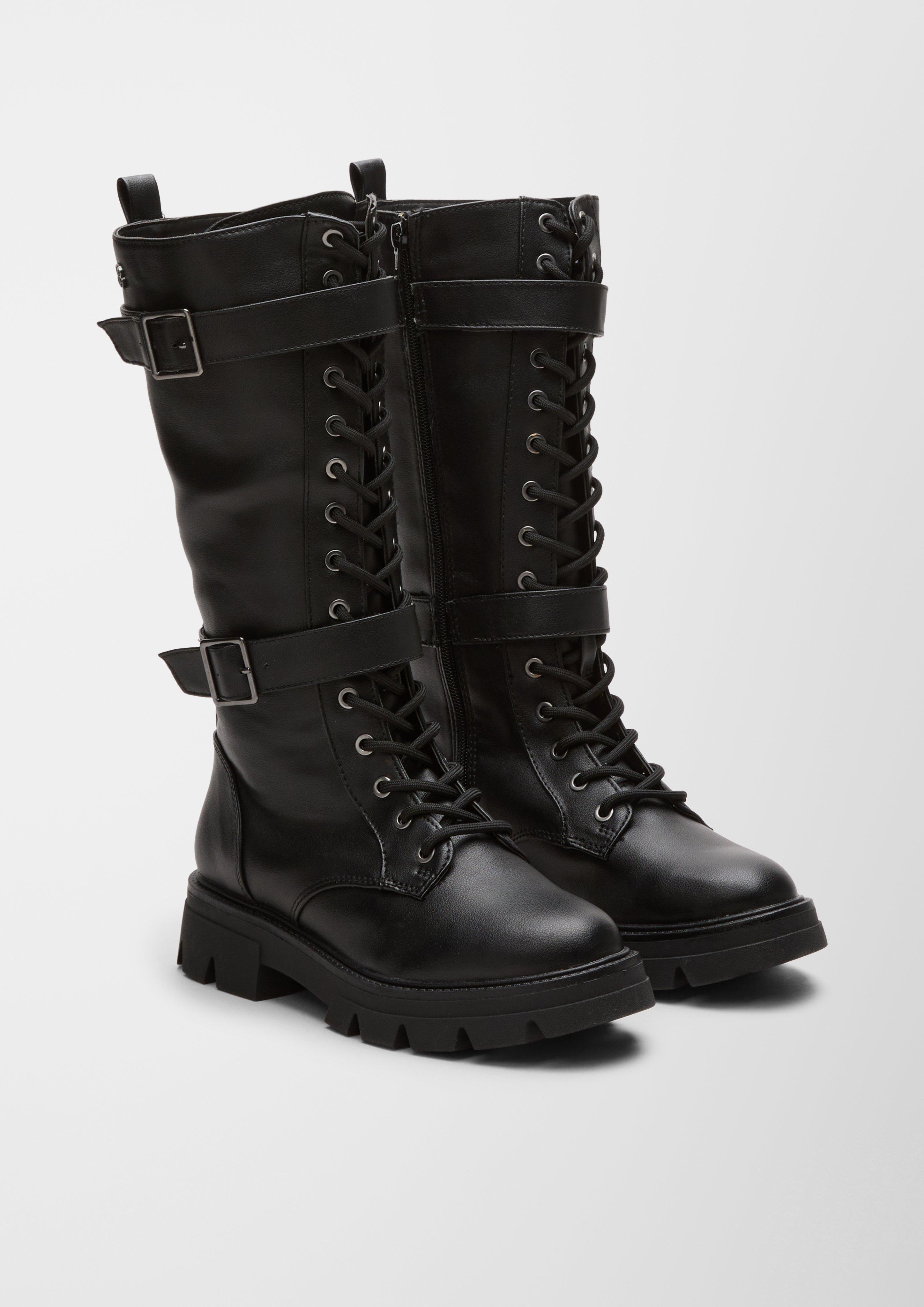 Stiefel mit Dornschließen  101.207.101.26604-001