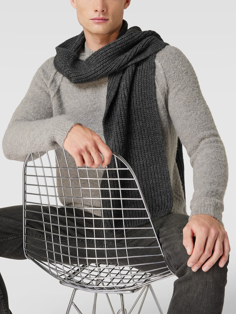 Schal mit Label-Detail Modell 'Muziano' in anthrazit