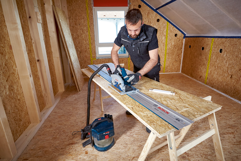Fierăstrău circular fără fir Bosch Blue 06016C9100 GKS18V-68G + lamă de ferăstrău circular Expert for Wood, fără baterie și încărcător, în L-Boxx