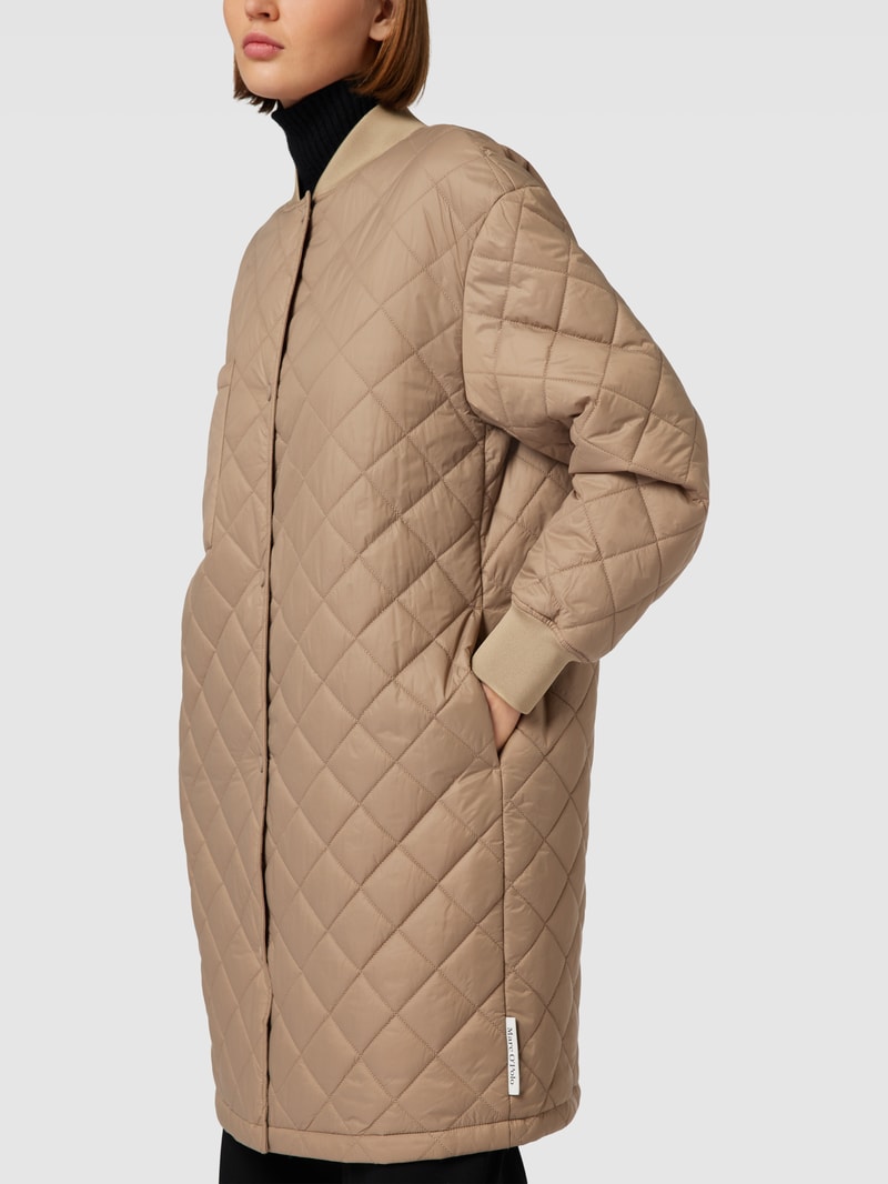Steppmantel mit Stehkragen in taupe